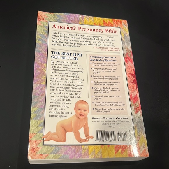 Book: What to expect when you’re expecting MUST READ!! - Picture 3 of 3